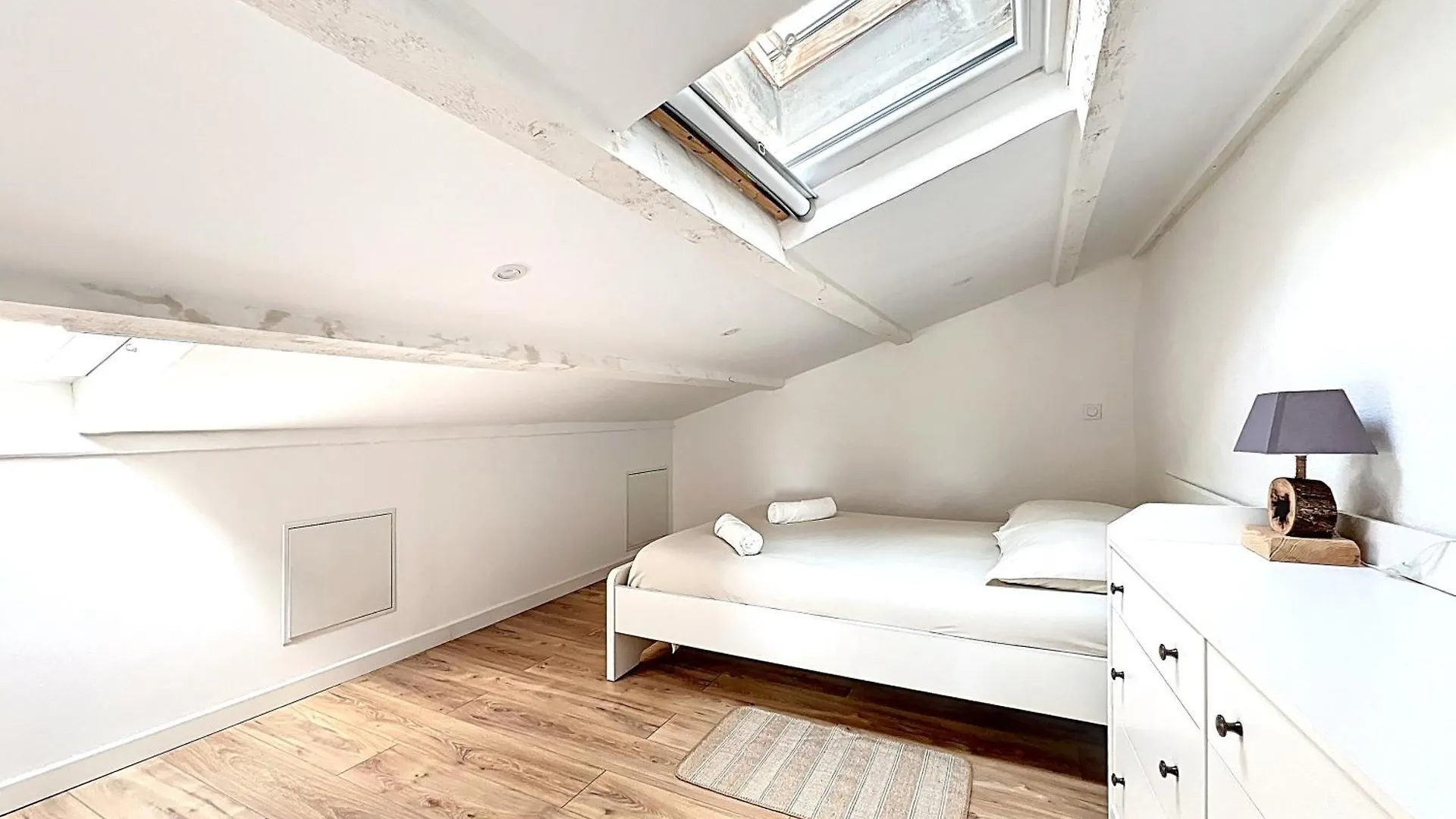 Appartement Duplex Sous Les Toits à Riez France