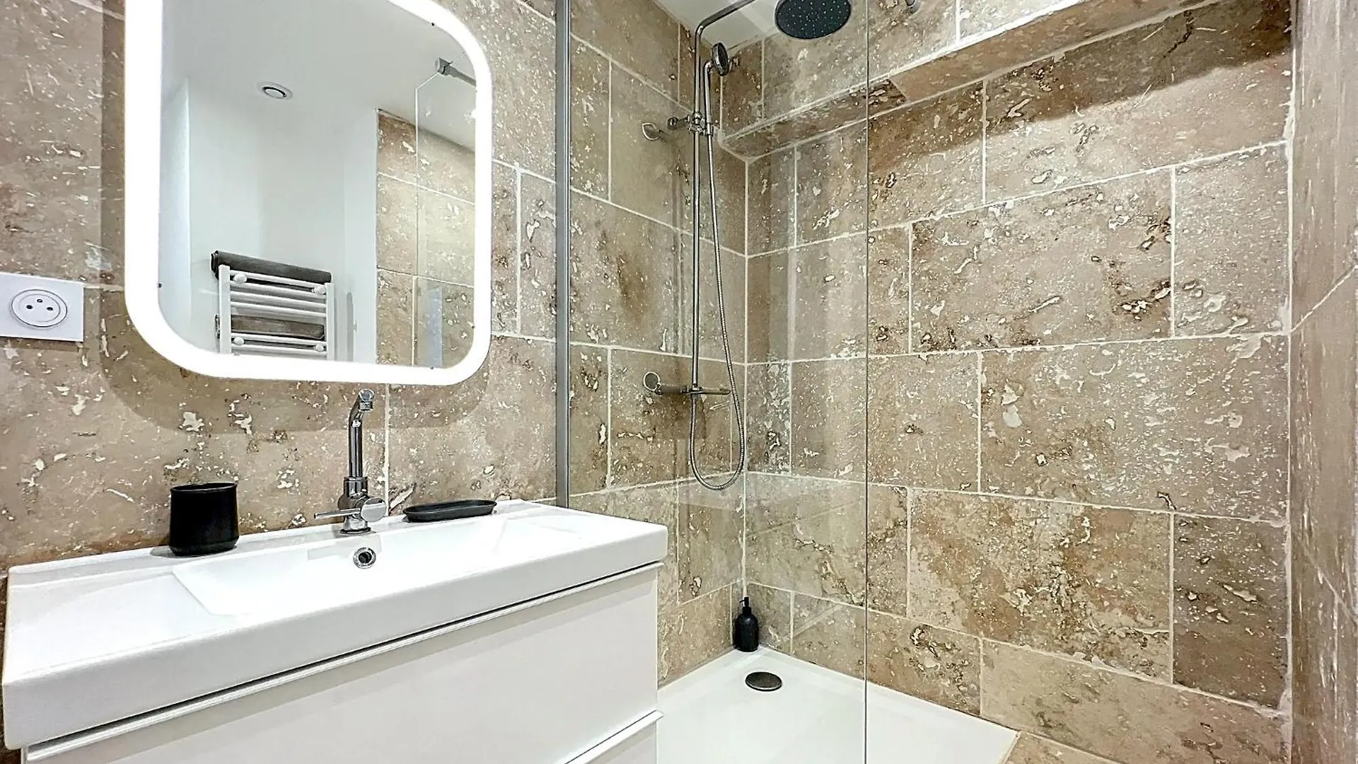 Appartamento Duplex Sous Les Toits Riez